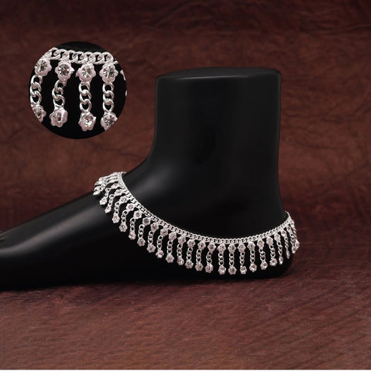 Women's Silver Color Anklets (Free Size: Upto 10&quot;)