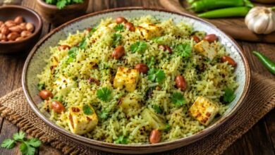 Make Maharashtrian-style Thecha Pulao a delicious pulao with chutney