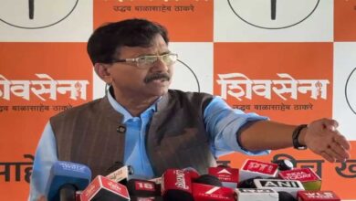 Sanjay Raut attacks BJP over women reservation says the Fadnavis government is being hypocritical