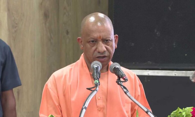 CM Yogi participated in a meeting regarding the Kishau Dam project chaired by Amit Shah