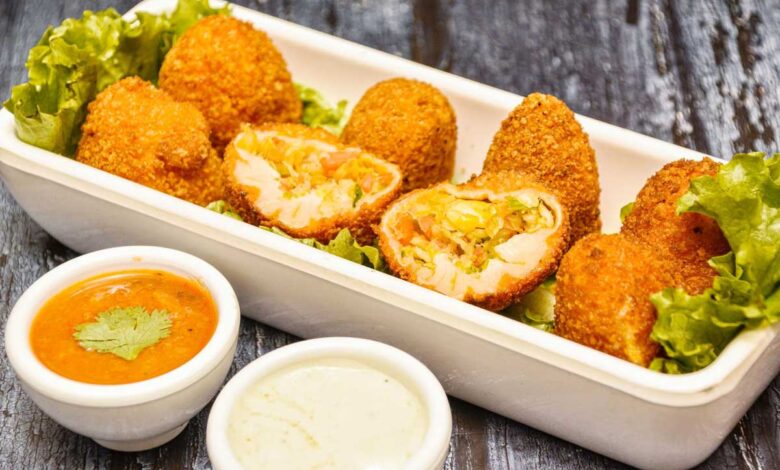 Make restaurant-style Kurkure Momos at home.