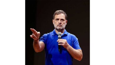 Rahul Gandhi supported the students of Maharashtra and criticized the BJP government.